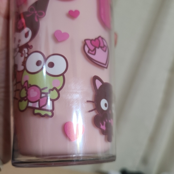 Zak Hello Kitty and Friends reusable cup tumbler with straw - Picture 7 of 9